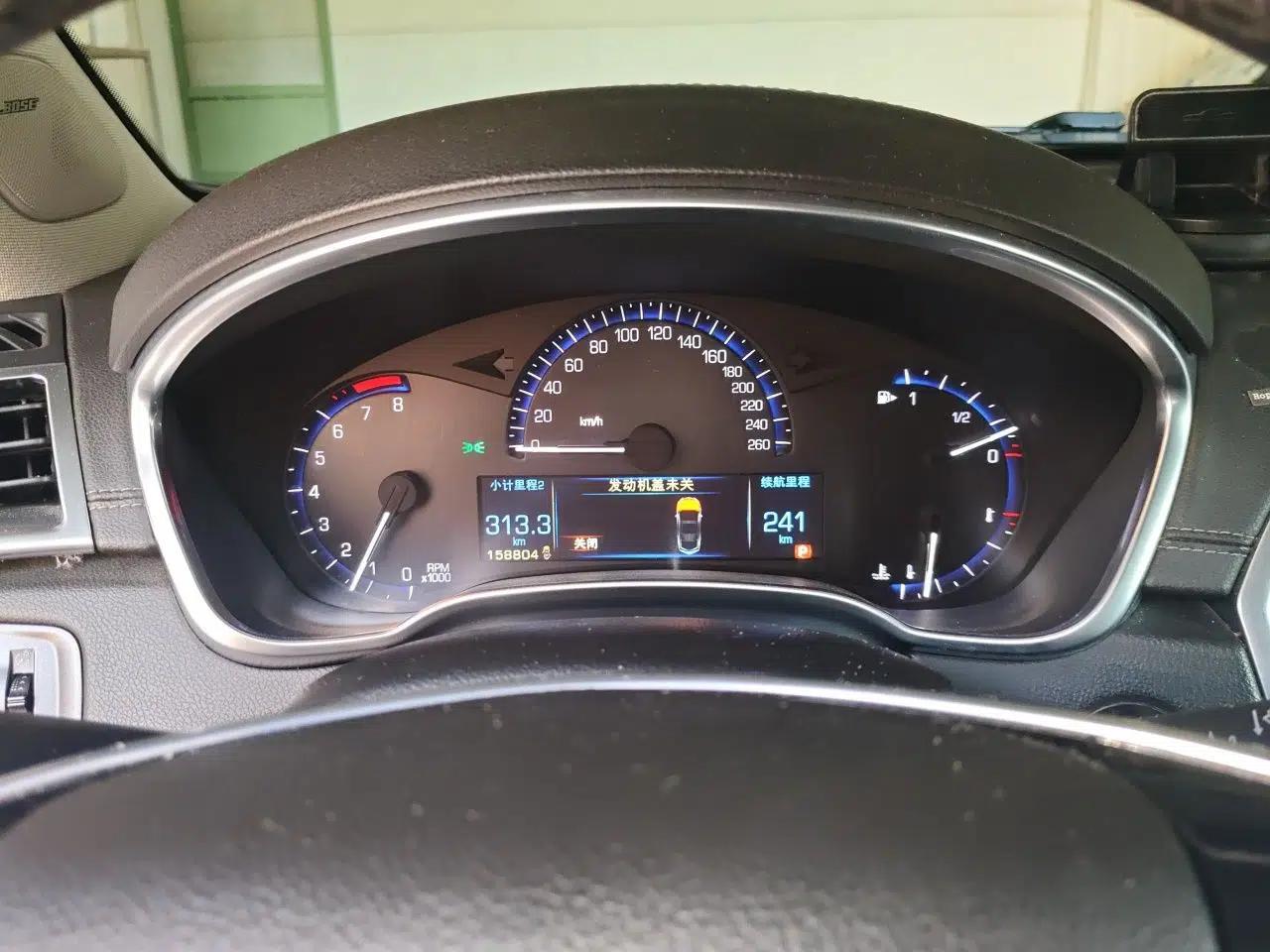 Cadillac SRX 2013 3.0L Comfort Model — миниатюра 11