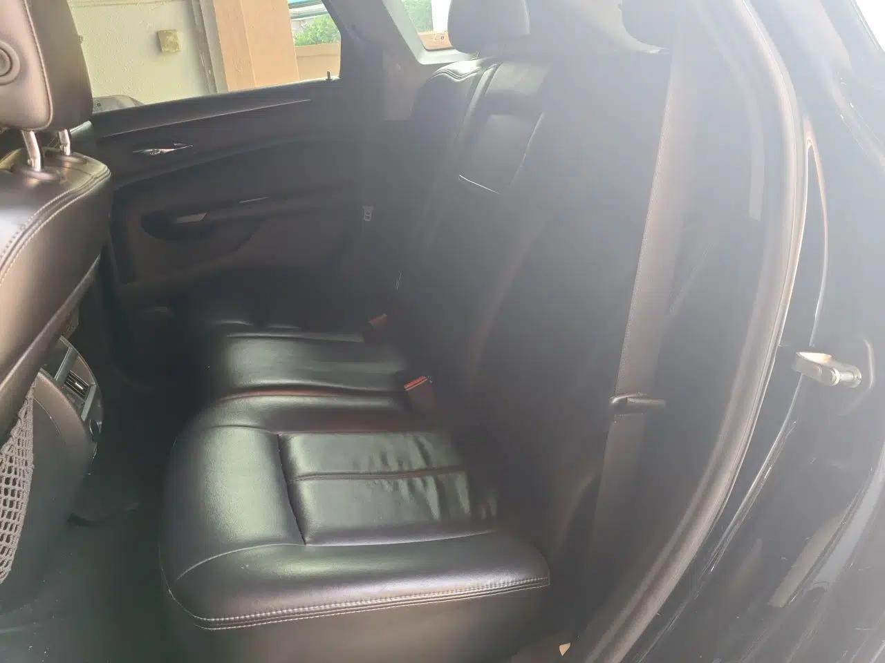 Cadillac SRX 2013 3.0L Comfort Model — миниатюра 17