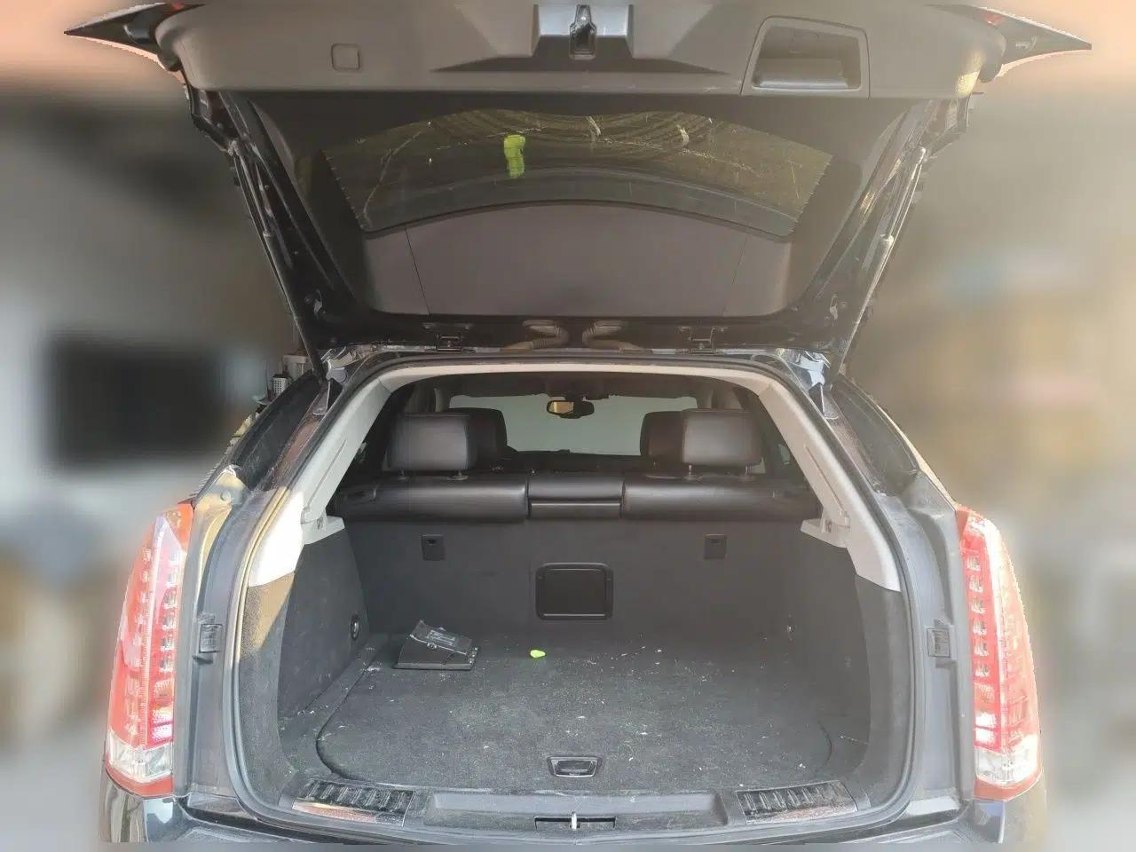 Cadillac SRX 2013 3.0L Comfort Model — миниатюра 19