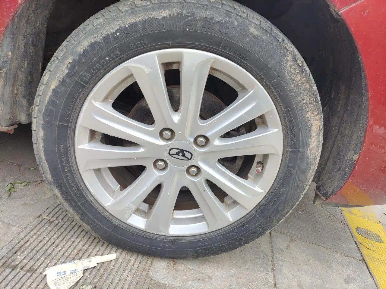 Cowin C3 2015 1.5L Manual Gold Diamond Edition — миниатюра 8