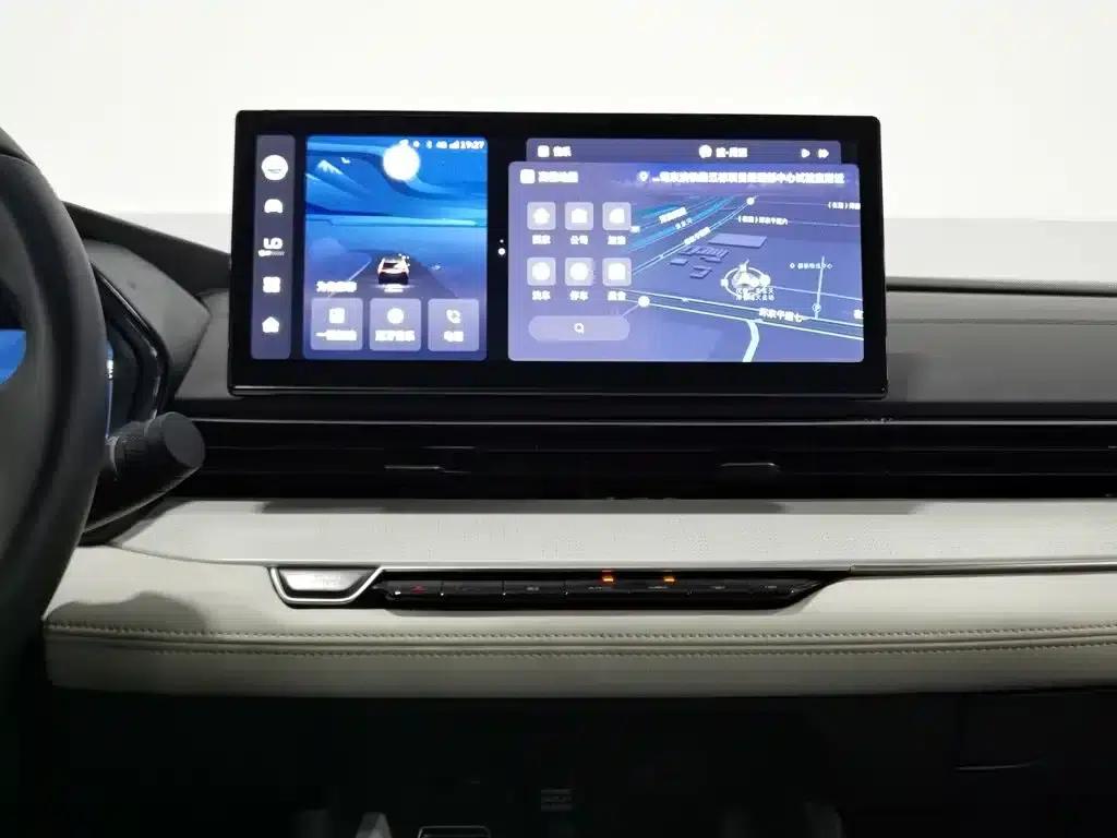 Geely Emgrand L HiP 2022 1.5TD-DHT Pro 100KM Super Speed — миниатюра 12