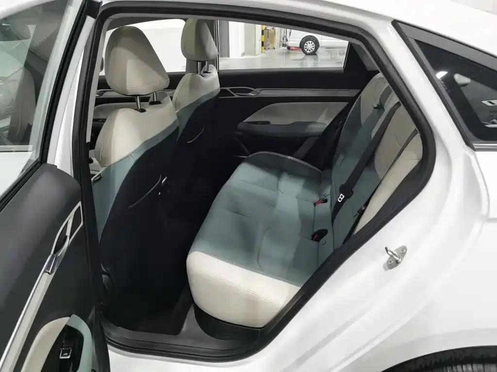 Geely Emgrand L HiP 2022 1.5TD-DHT Pro 100KM Super Speed — миниатюра 15