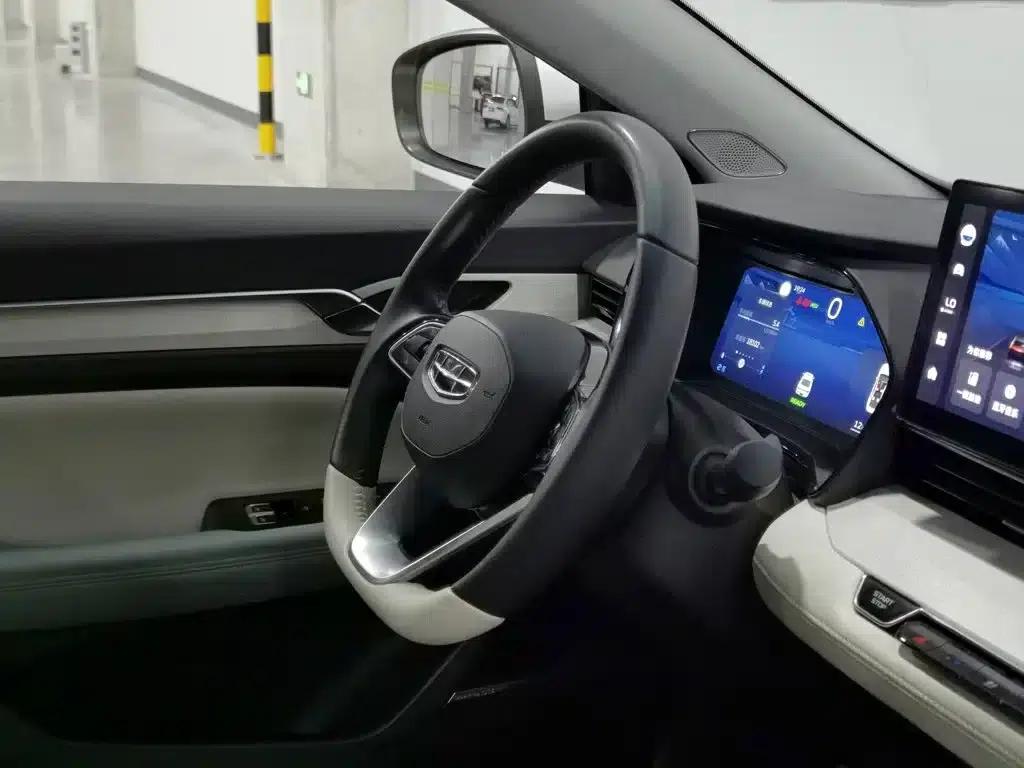 Geely Emgrand L HiP 2022 1.5TD-DHT Pro 100KM Super Speed — миниатюра 22