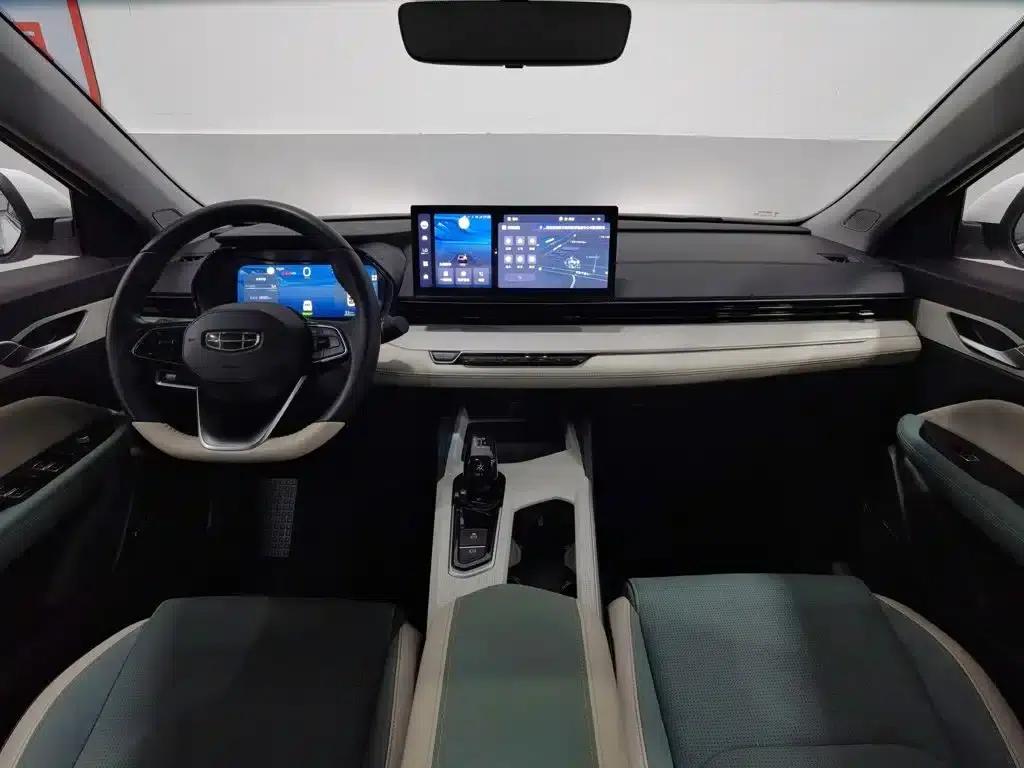 Geely Emgrand L HiP 2022 1.5TD-DHT Pro 100KM Super Speed — миниатюра 5