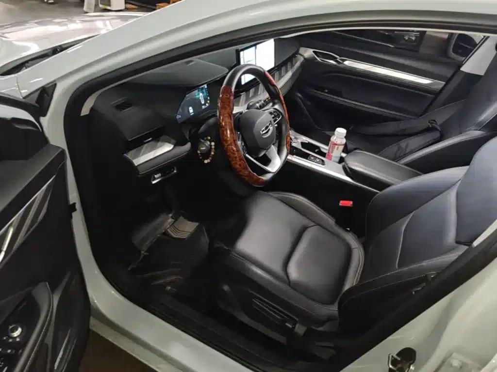 Geely Emgrand L HiP 2024 Champion Edition 1.5TD-DHT Pro 100KM Superb Model — миниатюра 16