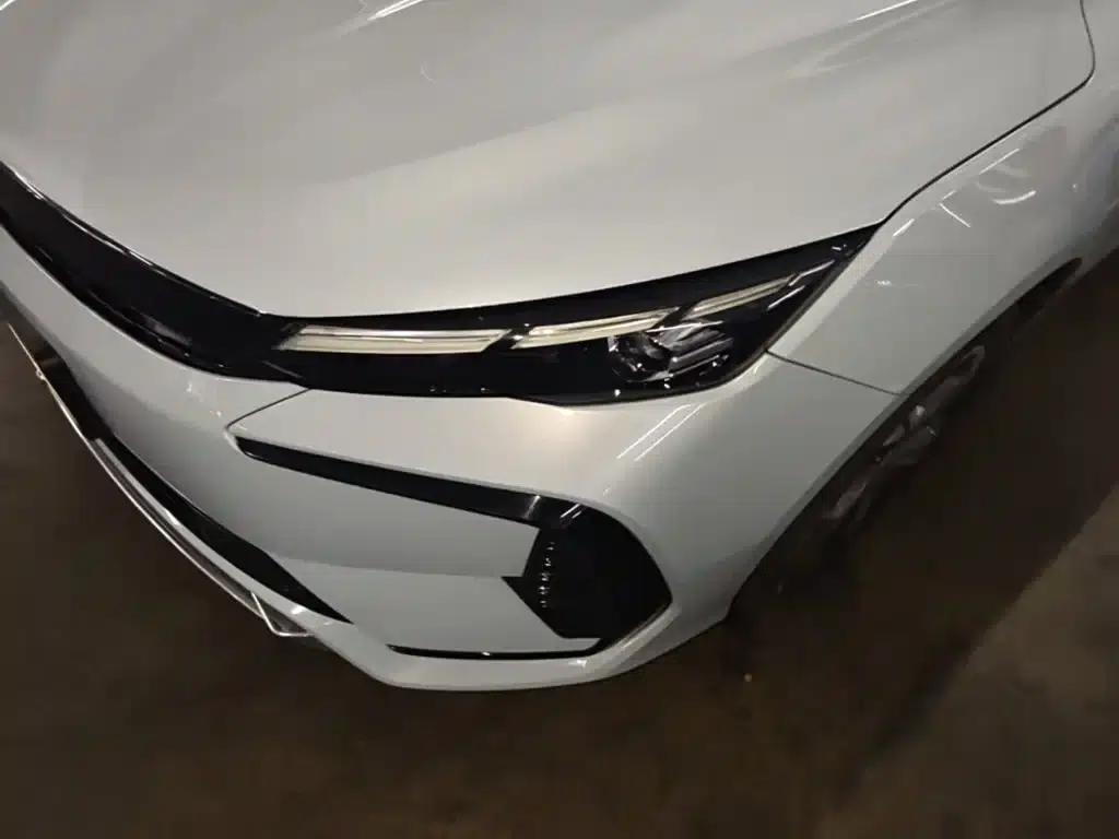 Geely Emgrand L HiP 2024 Champion Edition 1.5TD-DHT Pro 100KM Superb Model — миниатюра 24
