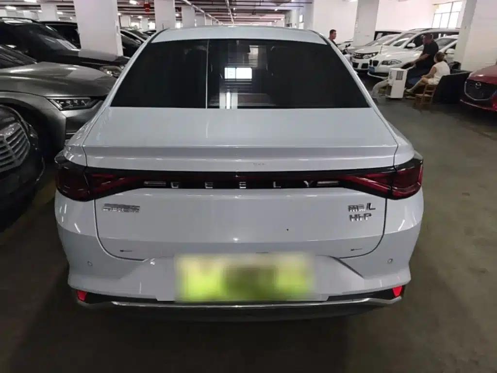 Geely Emgrand L HiP 2024 Champion Edition 1.5TD-DHT Pro 100KM Superb Model — миниатюра 6