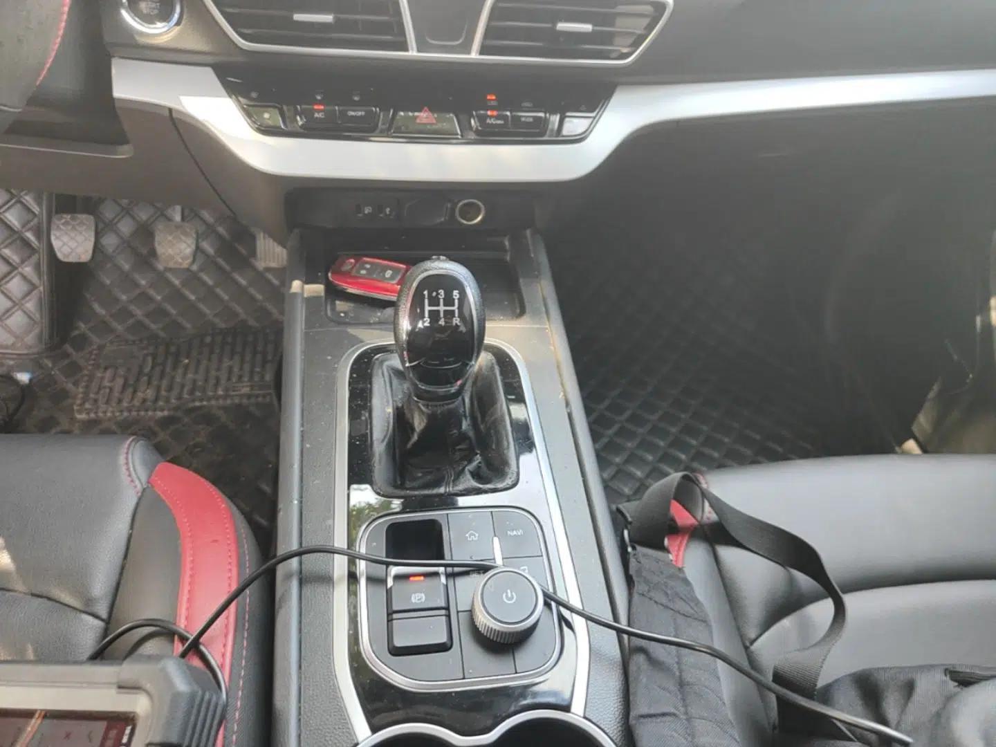 Cowin Xuanjie 2020 1.5L Manual Trendy — миниатюра 16