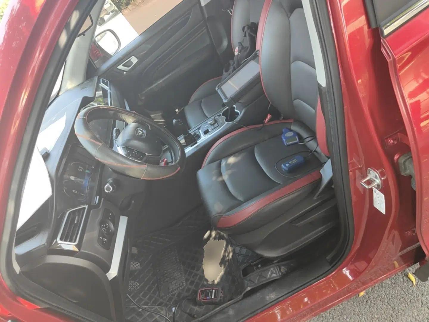 Cowin Xuanjie 2020 1.5L Manual Trendy — миниатюра 17