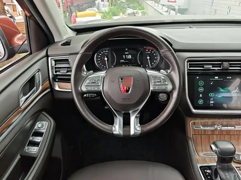 Roewe RX8 2018 30T Intelligent Internet Two-Wheel Drive Supreme Edition — миниатюра 11