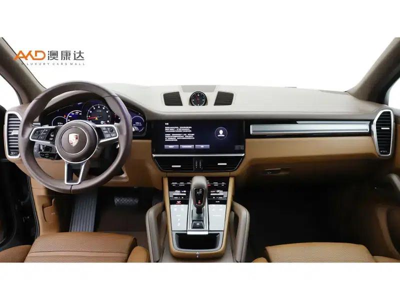 2023 Cayenne 3.0T Platinum Edition — миниатюра 6