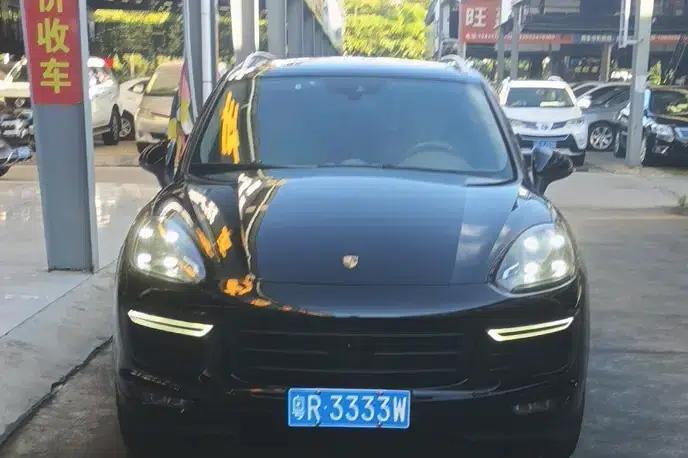 Cayenne 2015 Cayenne Turbo 4.8T — миниатюра 2