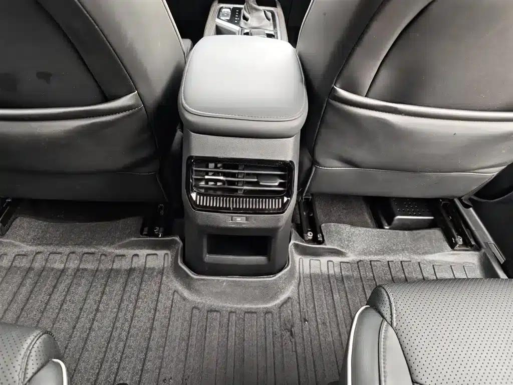 Wuling Jiachen 2022 1.5T CVT Premium Flagship Edition — миниатюра 25