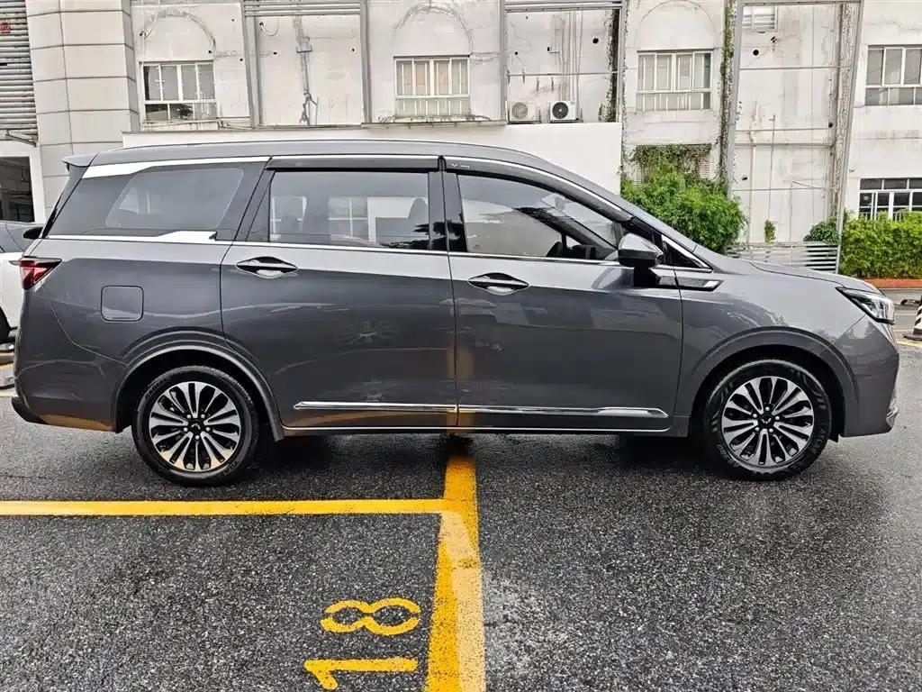 Wuling Jiachen 2022 1.5T CVT Premium Flagship Edition — миниатюра 4