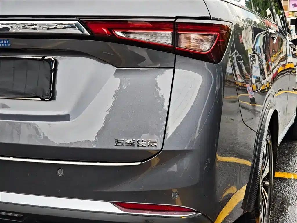 Wuling Jiachen 2022 1.5T CVT Premium Flagship Edition — миниатюра 10