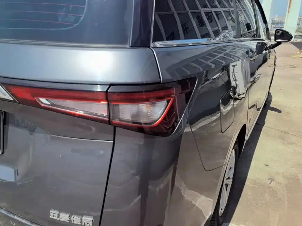 Wuling Jiachen 2022 1.5T CVT Smart Luxury Edition — миниатюра 8
