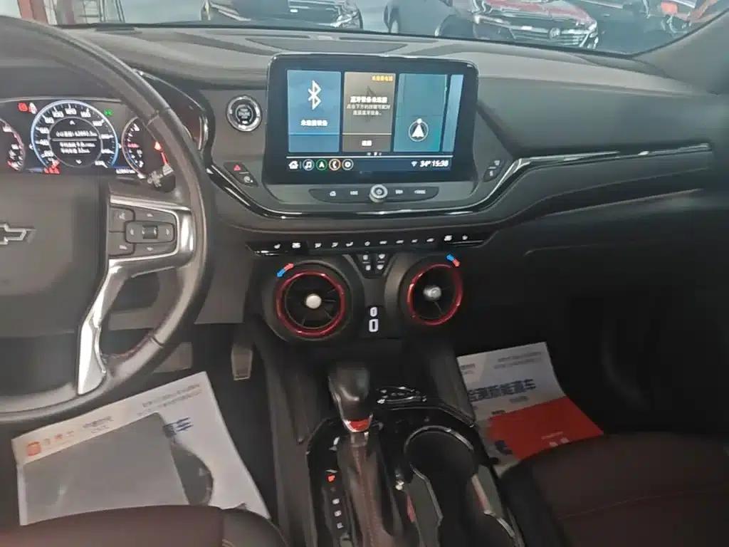 2022 Chevrolet Blazer Mild Hybrid 650T RS AWD 5-Seat Rugged Edition — миниатюра 13
