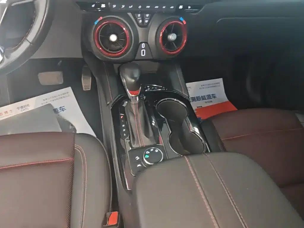 2022 Chevrolet Blazer Mild Hybrid 650T RS AWD 5-Seat Rugged Edition — миниатюра 14