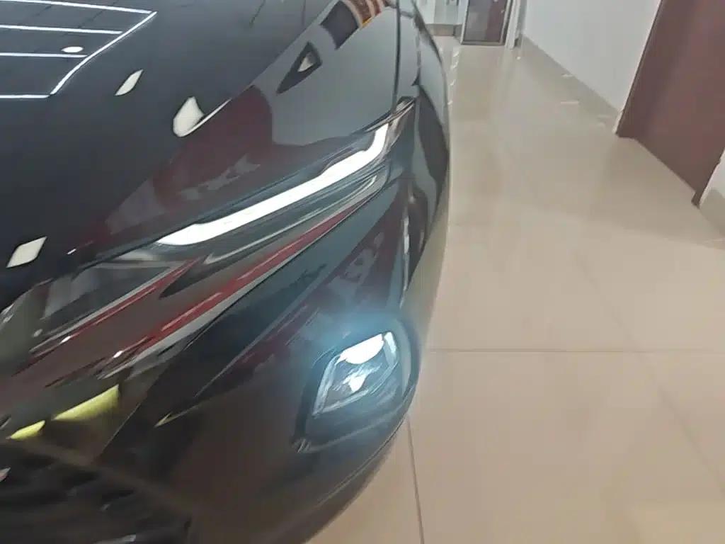 2022 Chevrolet Blazer Mild Hybrid 650T RS AWD 5-Seat Rugged Edition — миниатюра 24