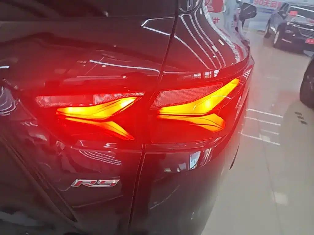 2022 Chevrolet Blazer Mild Hybrid 650T RS AWD 5-Seat Rugged Edition — миниатюра 8