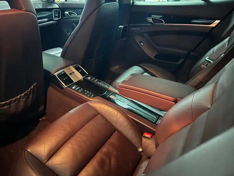Panamera 2010 Panamera 4 3.6L — миниатюра 12