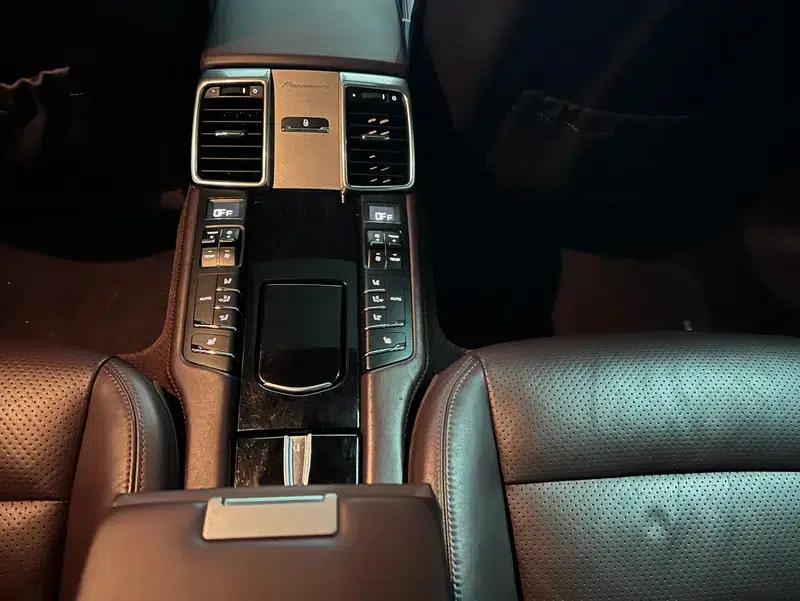 Panamera 2010 Panamera 4 3.6L — миниатюра 7