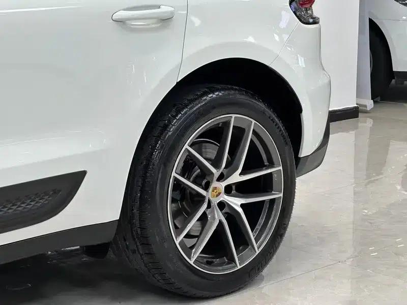 2023 Macan 2.0T — миниатюра 8