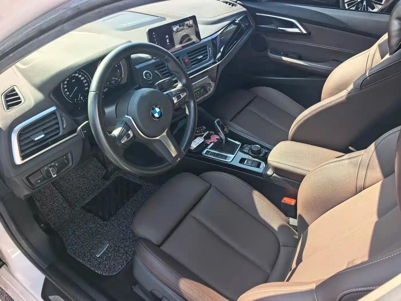 2020 BMW 1 Series 120i M Sport Package — миниатюра 11