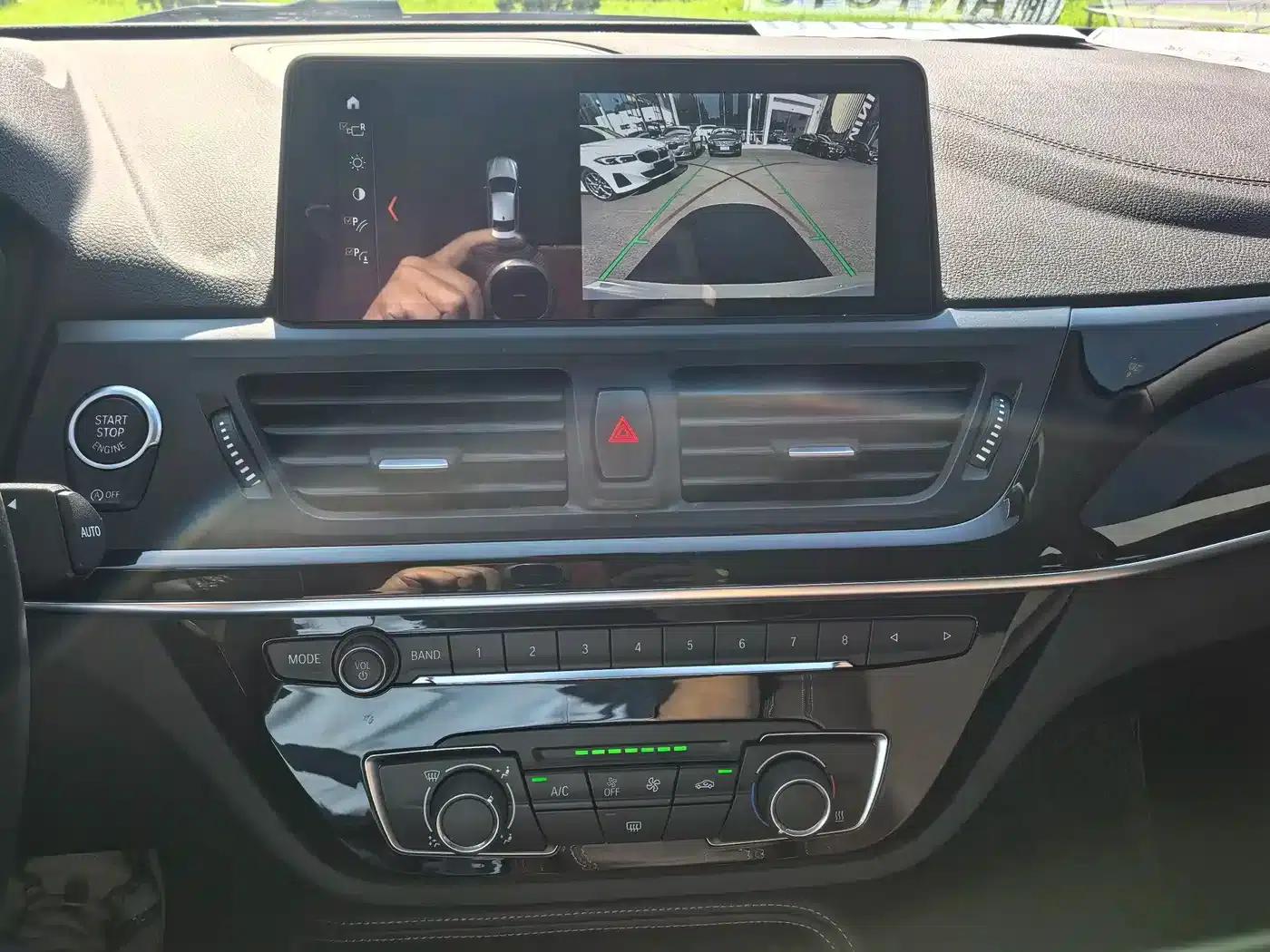 2020 BMW 1 Series 120i M Sport Package — миниатюра 13