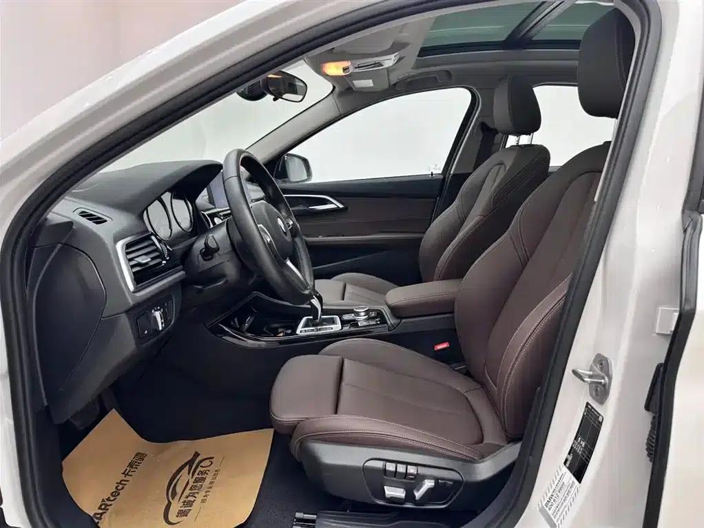2021 BMW 1 Series 120i M Sport Shadow Edition — миниатюра 8