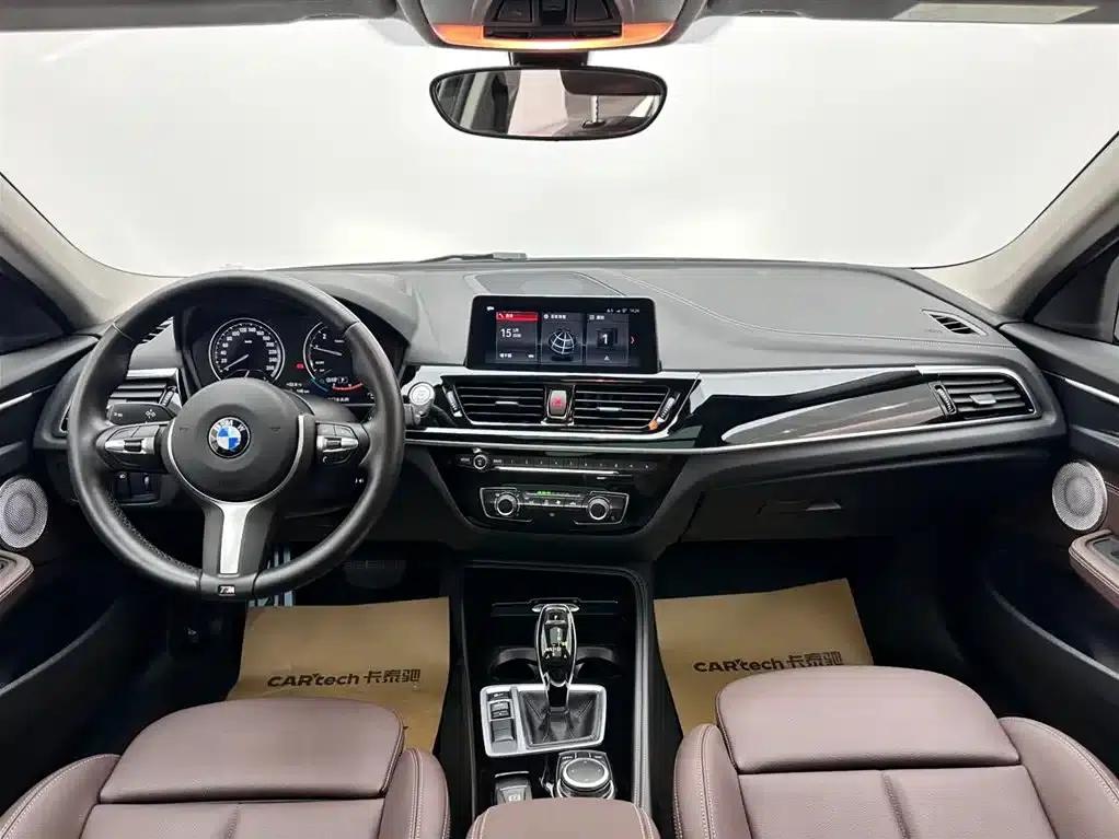 2021 BMW 1 Series 120i M Sport Shadow Edition — миниатюра 10