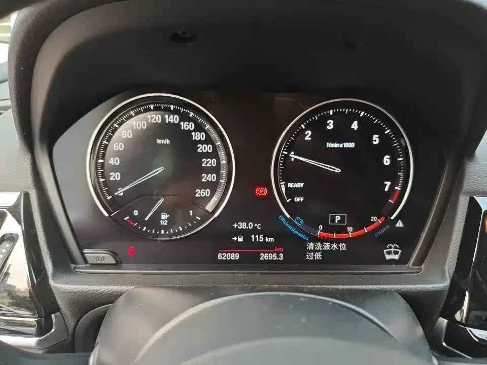 BMW 1 Series 2023 120i M Sport Shadow Edition — миниатюра 8