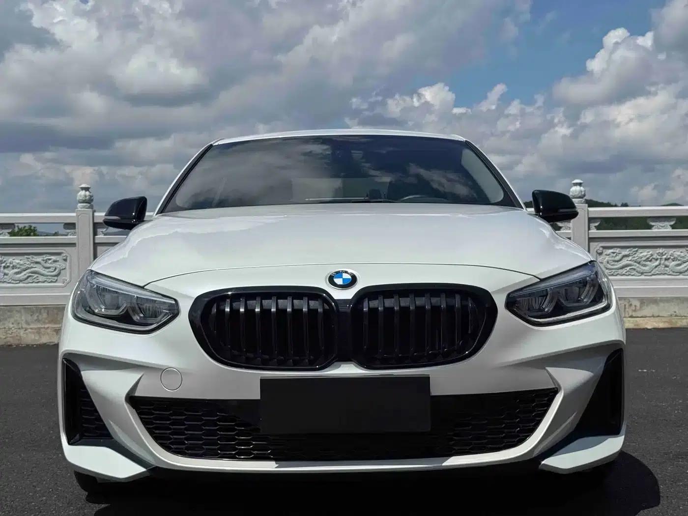 2021 BMW 1 Series 120i M Sport Shadow Edition — миниатюра 2