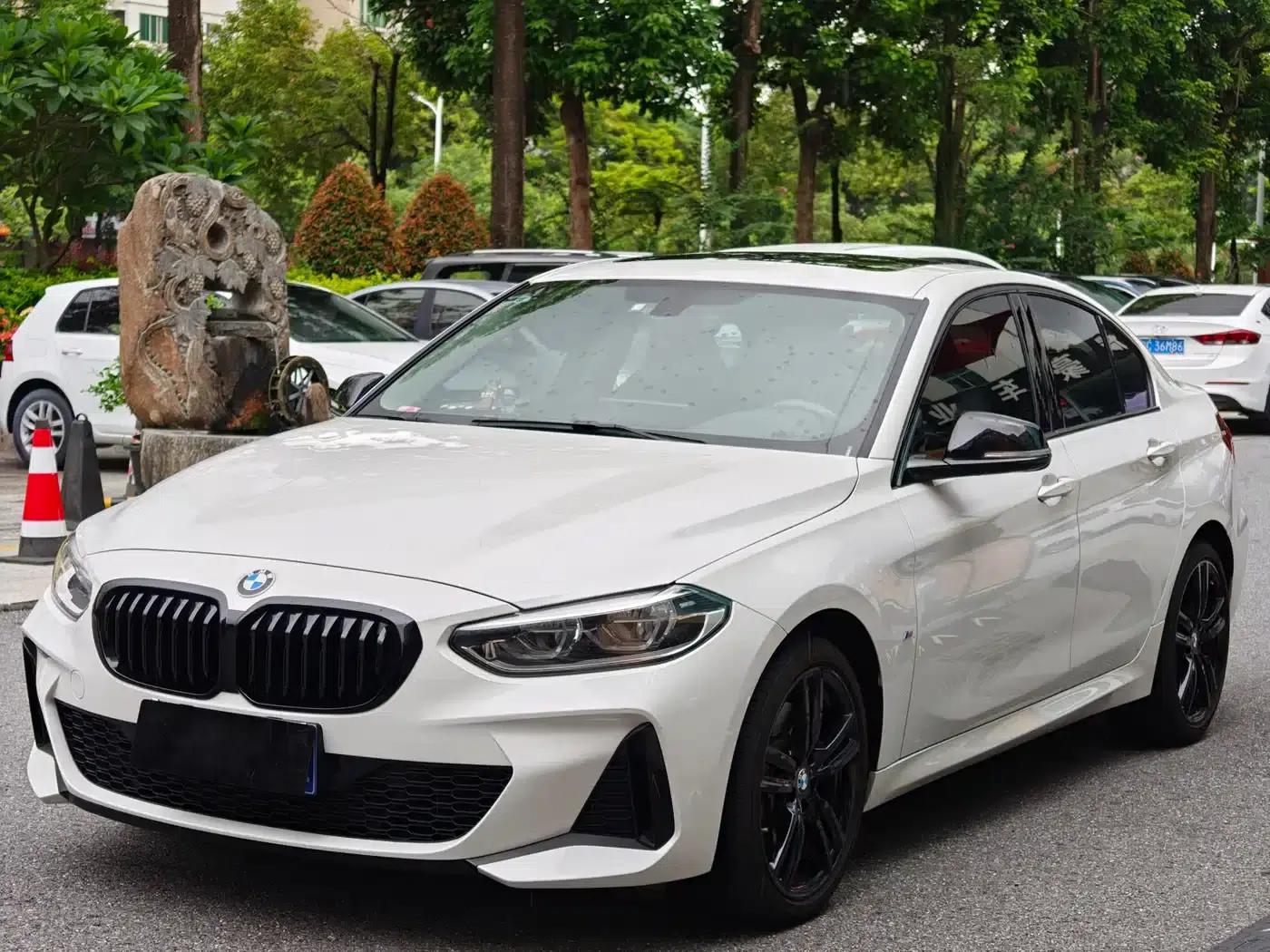 BMW 1 Series 2023 125i M Sport Shadow Edition — миниатюра 1