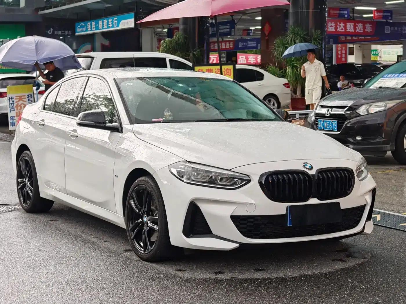 BMW 1 Series 2023 125i M Sport Shadow Edition — миниатюра 3
