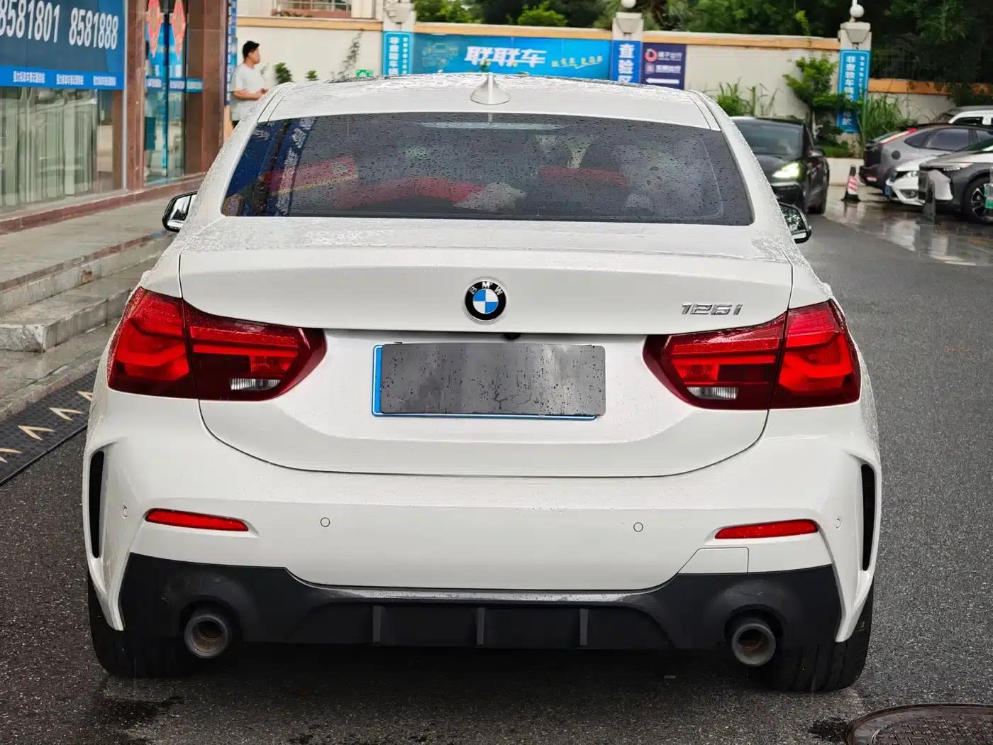 BMW 1 Series 2023 125i M Sport Shadow Edition — миниатюра 8