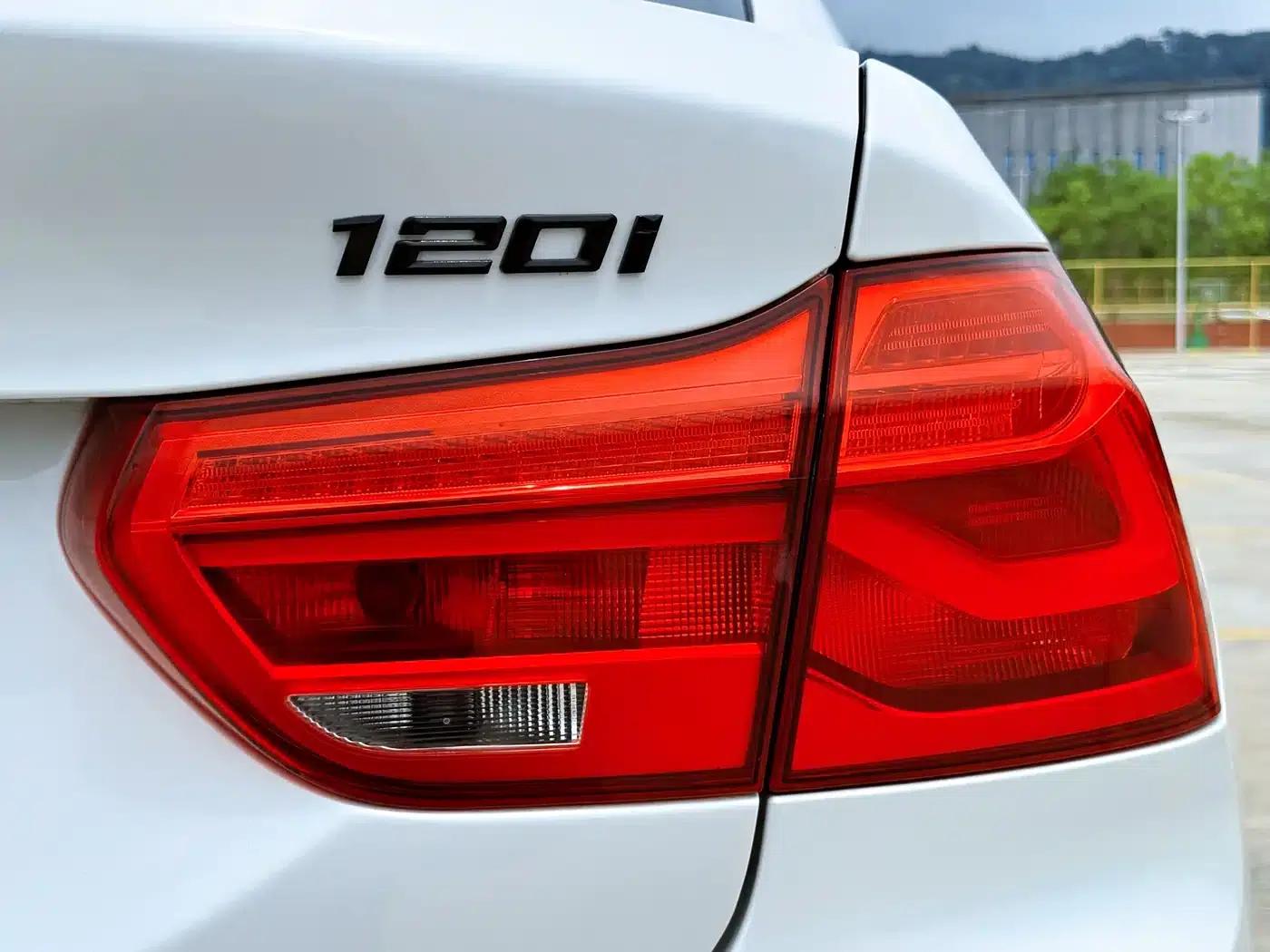2018 BMW 1 Series 120i Design Package — миниатюра 11