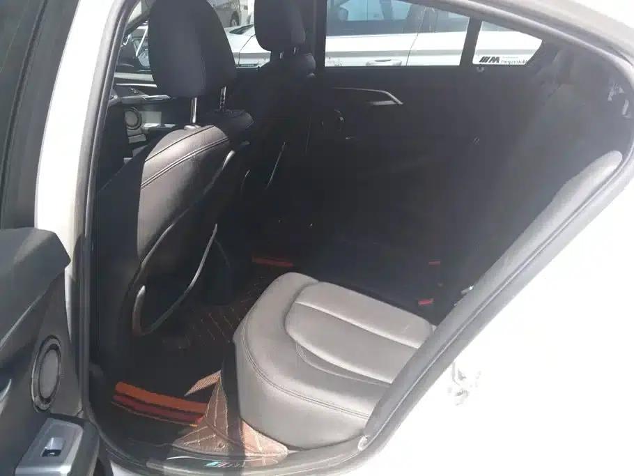 2017 BMW 1 Series 118i Sport — миниатюра 11