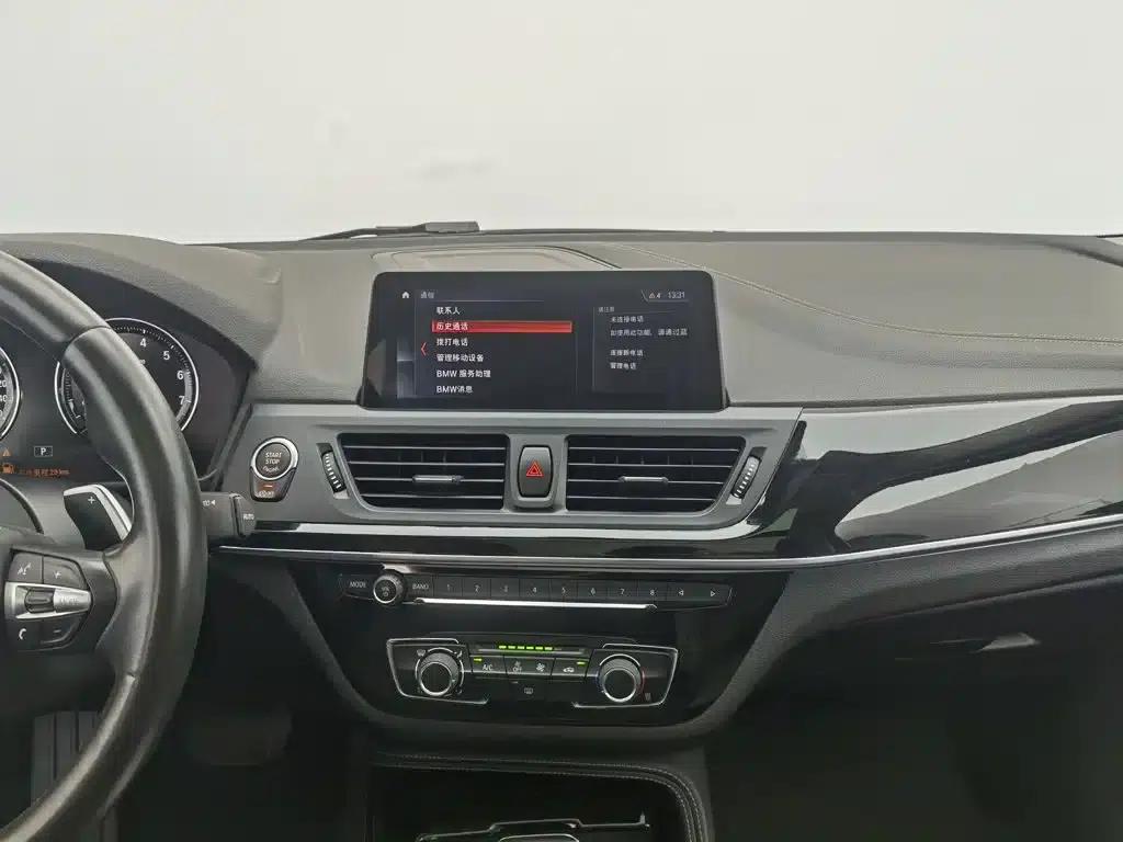 2020 BMW 1 Series 125i Leading M Sport Package — миниатюра 12