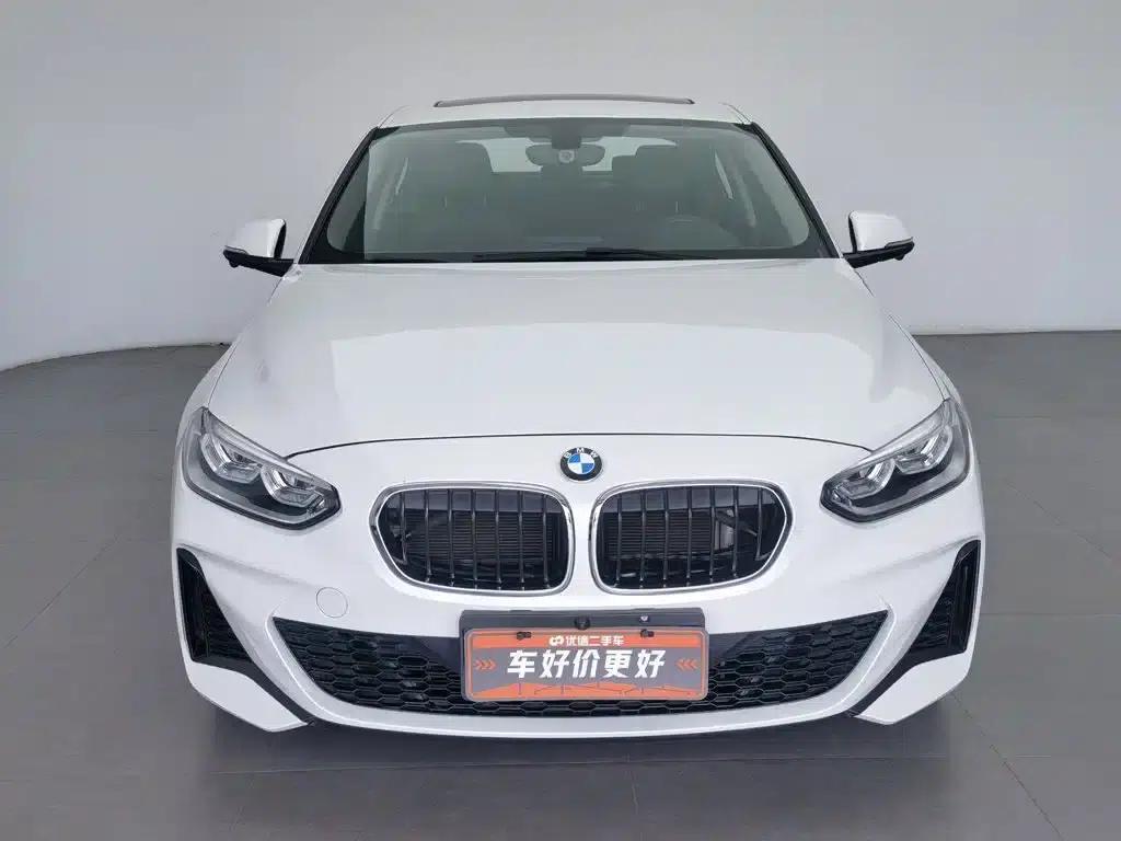 2020 BMW 1 Series 125i Leading M Sport Package — миниатюра 3