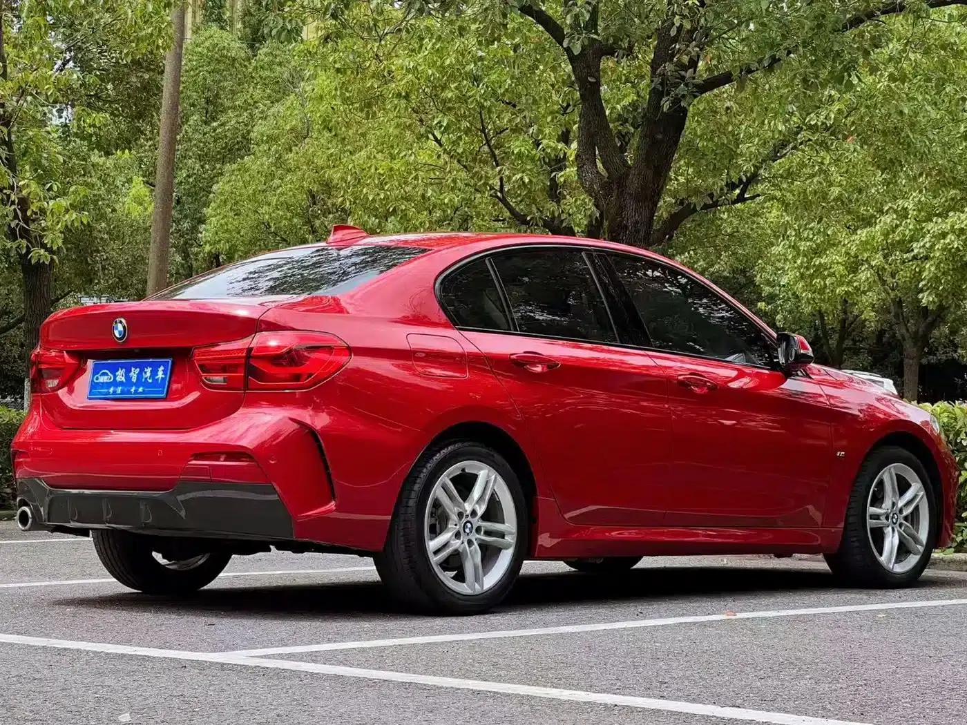 2019 BMW 1 Series 118i M Sport Package — миниатюра 5