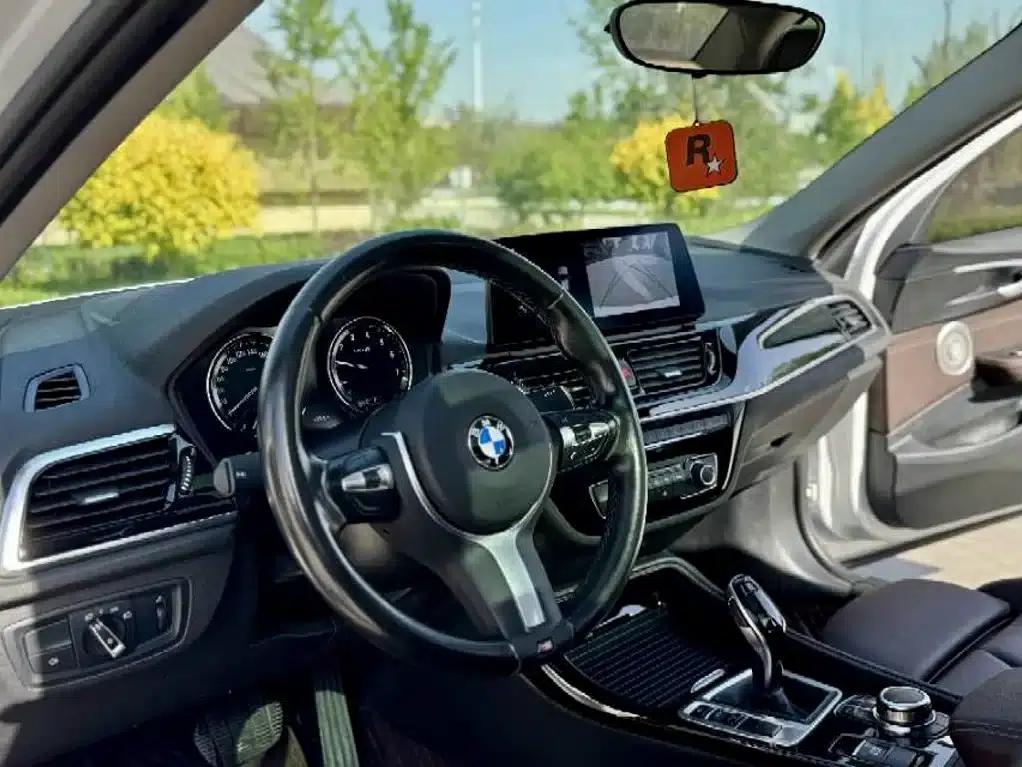 BMW 1 Series 2023 120i M Sport Shadow Edition — миниатюра 8