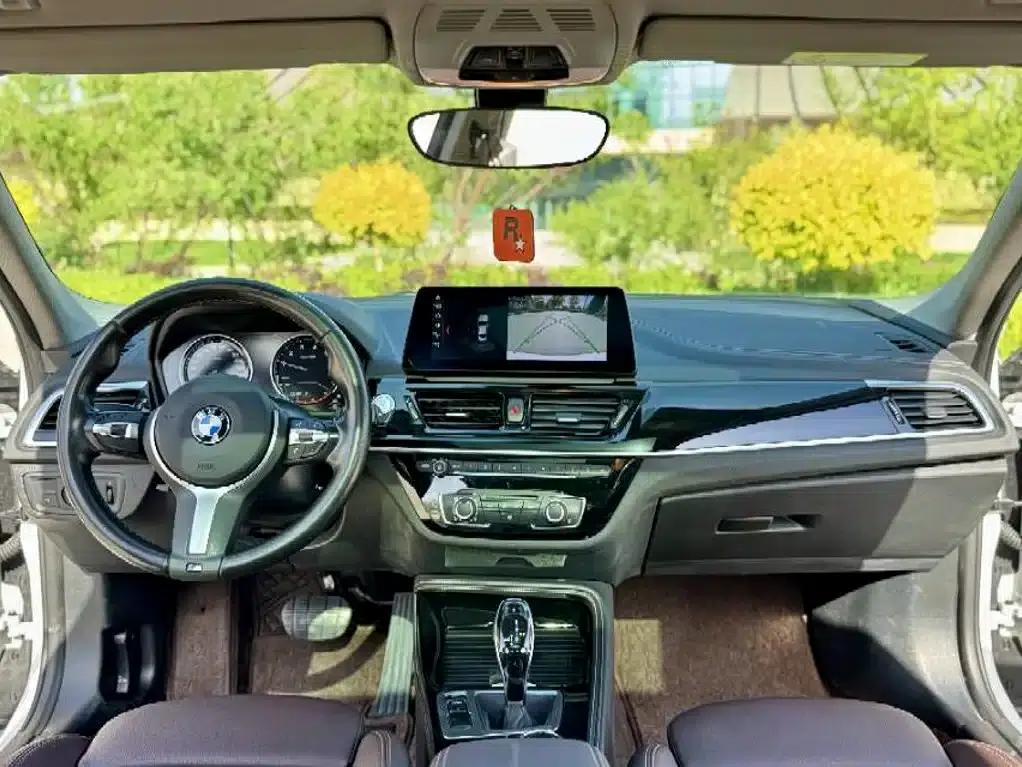 BMW 1 Series 2023 120i M Sport Shadow Edition — миниатюра 9