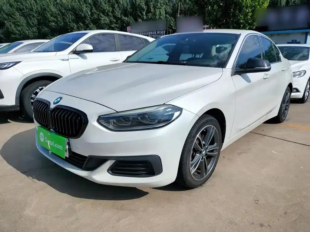 BMW 1 Series 2020 120i Fashion Edition — миниатюра 1