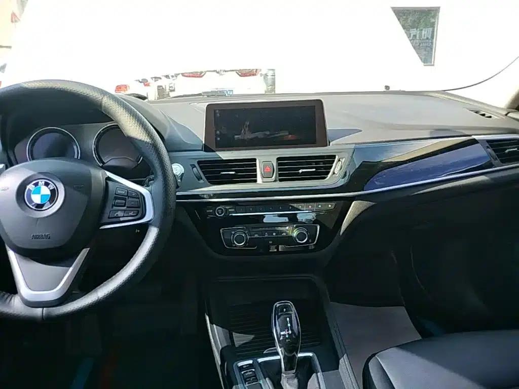 BMW 1 Series 2020 120i Fashion Edition — миниатюра 13
