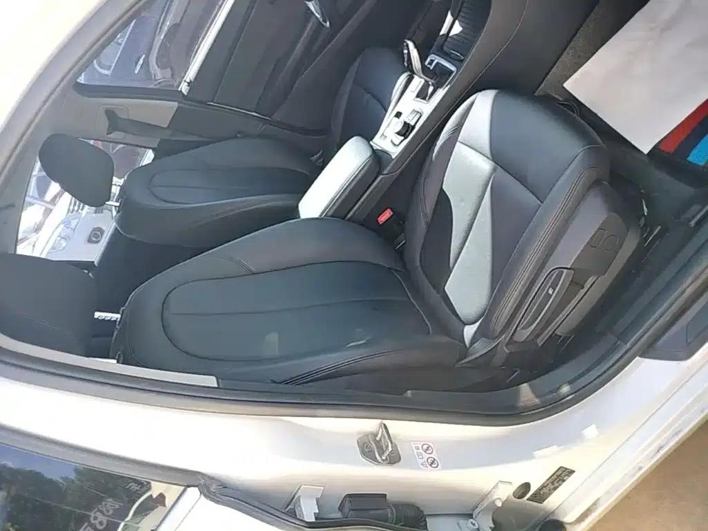 BMW 1 Series 2020 120i Fashion Edition — миниатюра 25