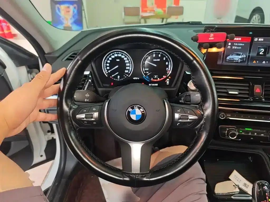 BMW 1 Series 2021 Facelift 120i M Sport Shadow Edition — миниатюра 11