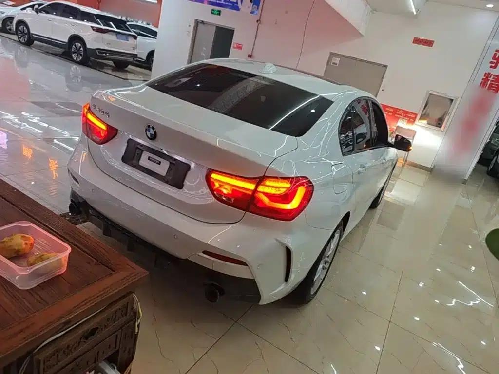 BMW 1 Series 2021 Facelift 120i M Sport Shadow Edition — миниатюра 7