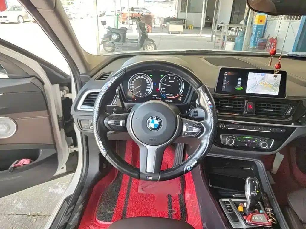 2021 BMW 1 Series 120i M Sport Shadow Edition — миниатюра 11