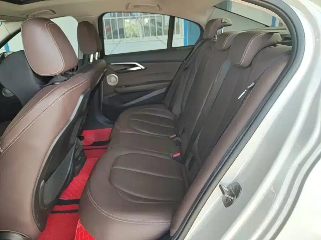 2021 BMW 1 Series 120i M Sport Shadow Edition — миниатюра 17